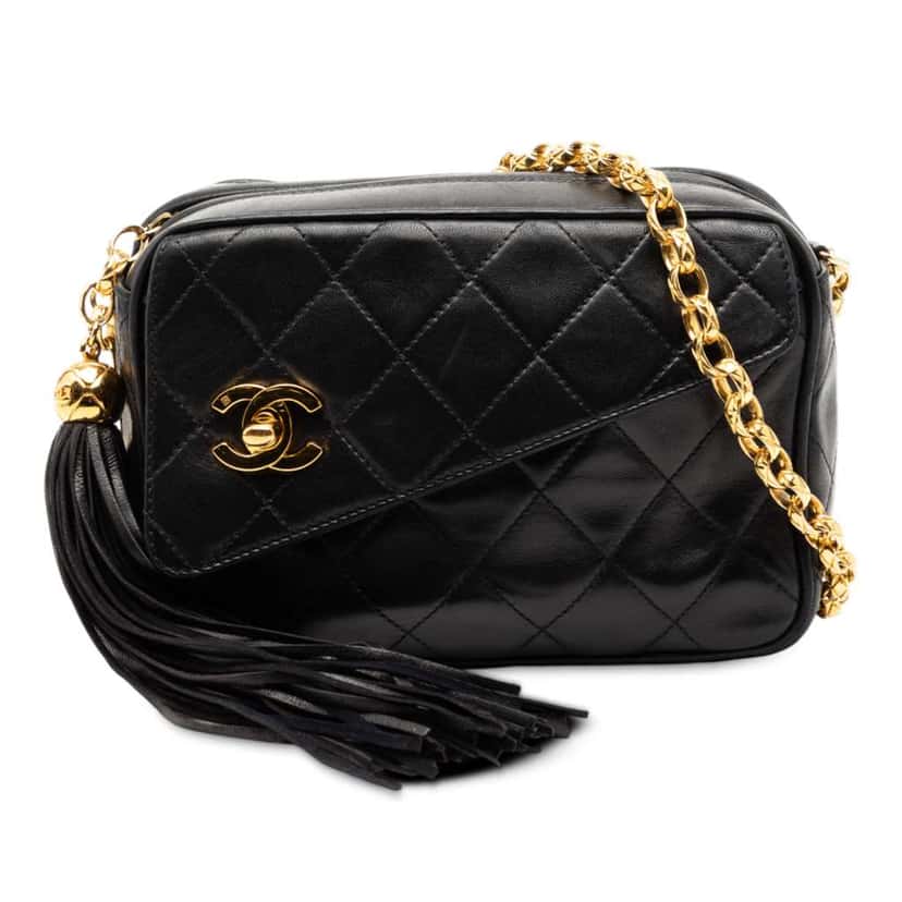 Chanel CC Quilted Lambskin Tassel Camera Bag Black Leather Good condition - Front View