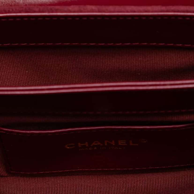 Chanel Mini Shiny Calfskin My Sweet CC Flap Red Leather Good condition - Model View