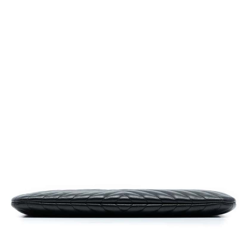 Chanel Medium Diagonal Chevron Calfskin Tassel O Case Clutch Black Leather Good condition - Inside View