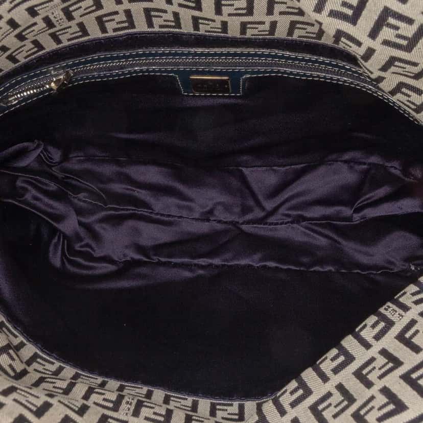 Fendi Zucchino Canvas Double Flap Shoulder Bag Brown Canvas Good condition - Model View