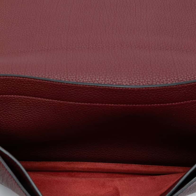 Hermès Togo Sac A Depeches 38 Red Leather Good condition - Model View