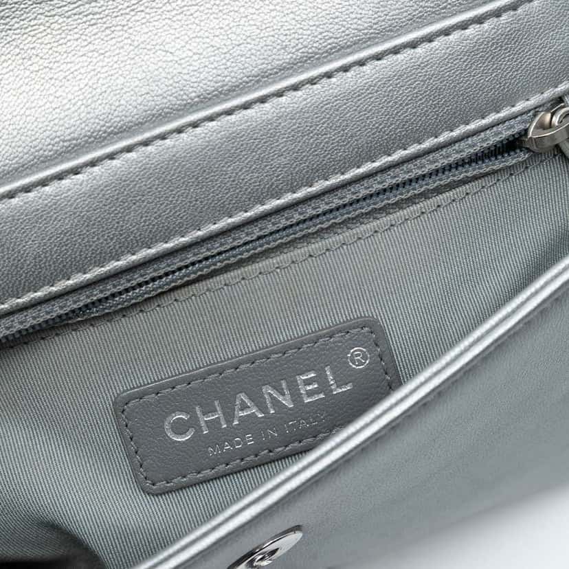 Chanel Mini Quilted Chevron Sheepskin Mademoiselle Vintage Flap Silver Leather Good condition - Box View