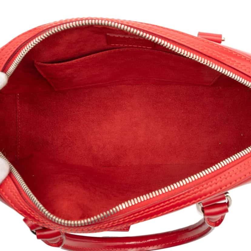 Louis Vuitton Epi Jasmine Red Leather Good condition - Model View