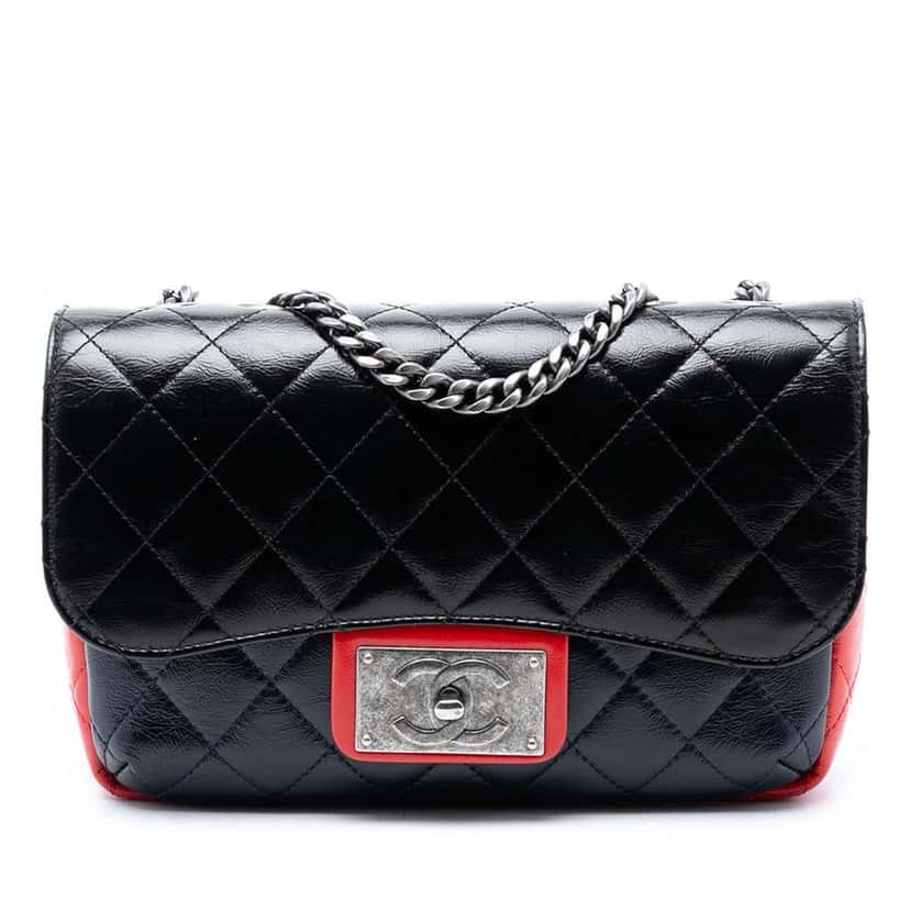 Chanel Medium Tricolor Quilted Glazed Calfskin CC Plate Flap Black Leather Very good condition - Front View