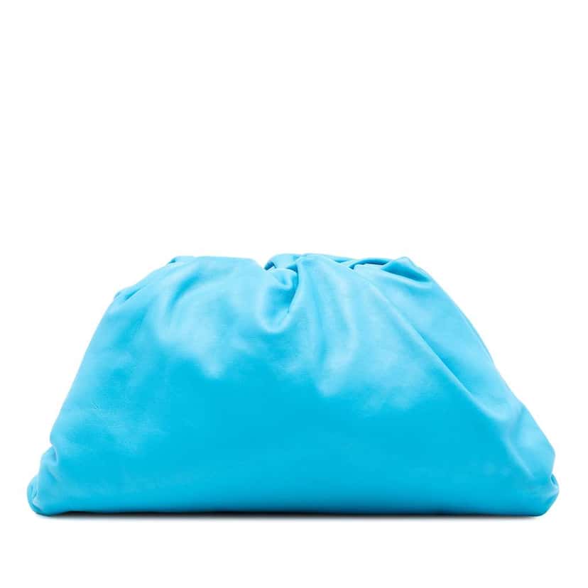 Bottega Veneta Lambskin The Pouch Blue Leather Very good condition - Front View