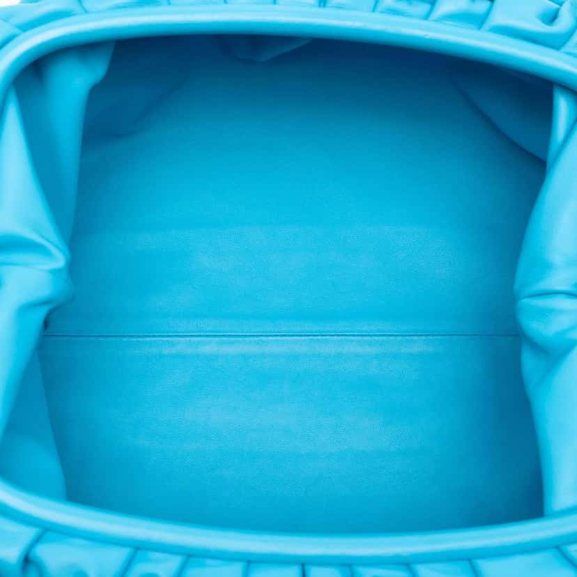 Bottega Veneta Lambskin The Pouch Blue Leather Very good condition - Model View