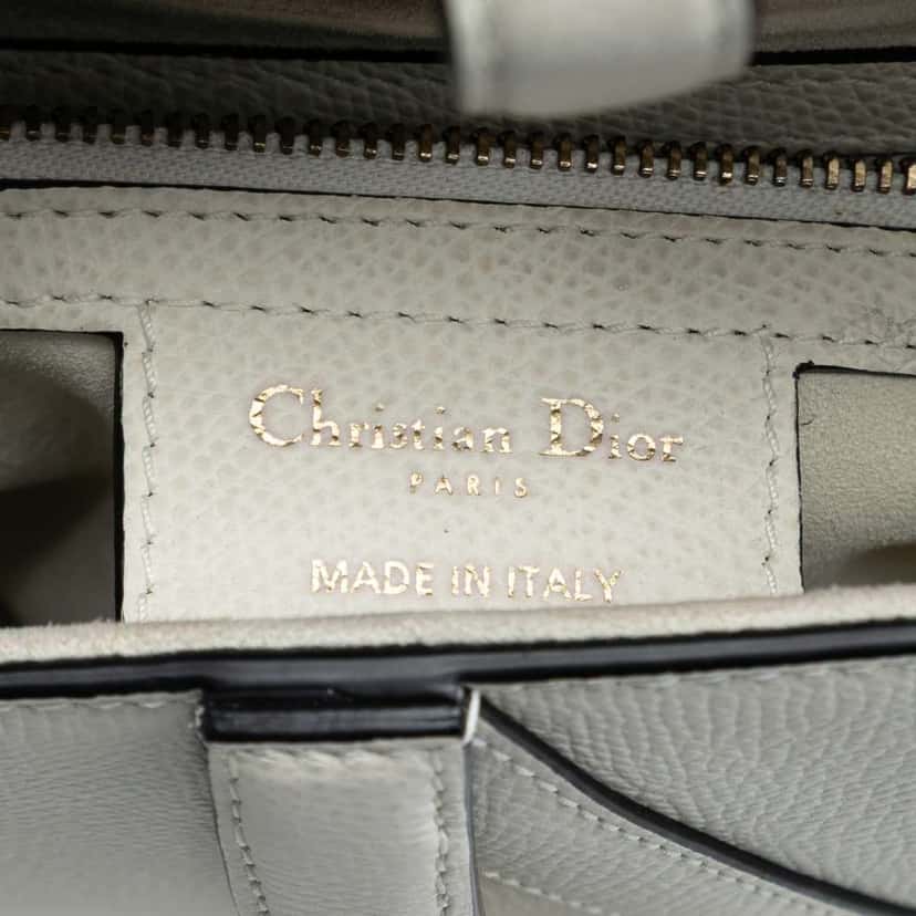 Dior Grained Calfskin Saddle Bag White Leather Good condition - Box View