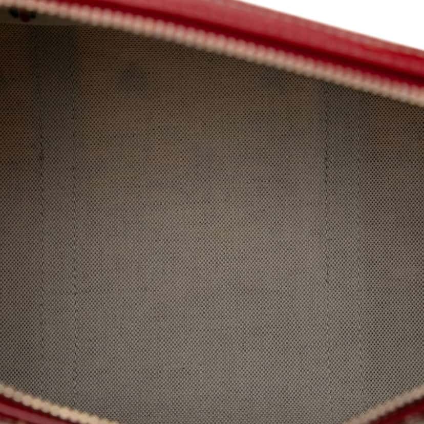 Gucci Medium GG Supreme Hearts Joy Boston Bag White Canvas Good condition - Model View