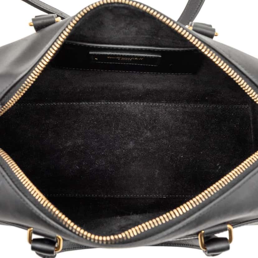 Saint Laurent Baby Leather Classic Duffle Satchel Black Leather Good condition - Model View
