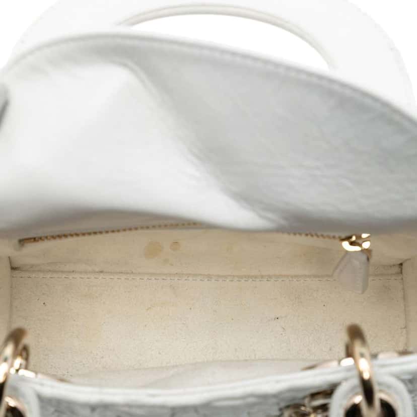 Dior Mini Wavy Crinkled Lambskin Lady Dior White Leather Good condition - Model View