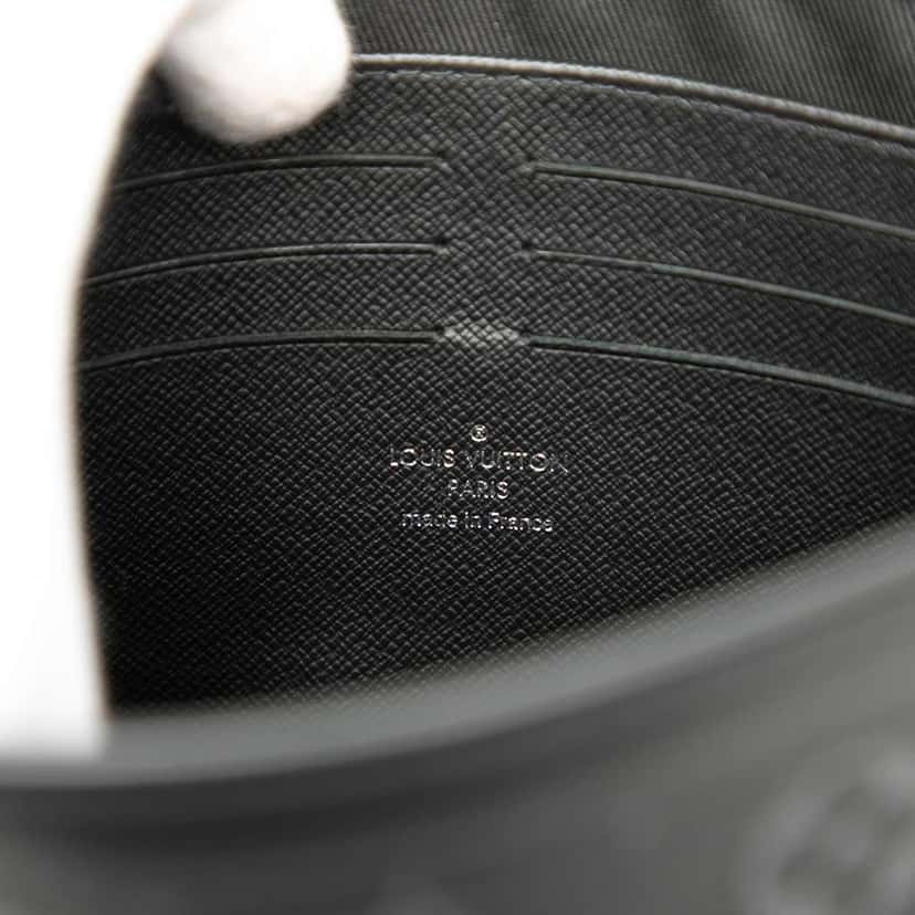 Louis Vuitton Monogram Eclipse Pochette Voyage MM Black Good condition - Box View
