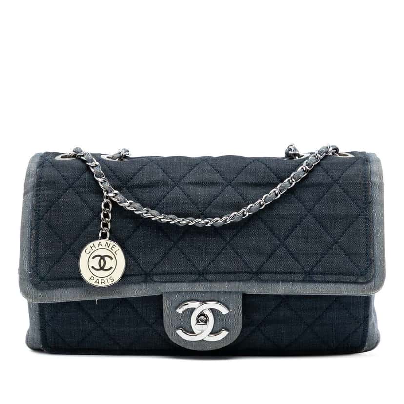 Chanel Medium Bicolor Quilted Denim Medallion Flap Blue Denim Good condition - Front View