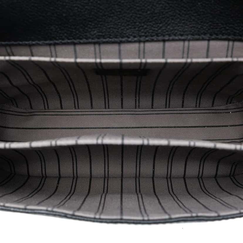 Louis Vuitton Monogram Empreinte Pochette Metis Black Leather Good condition - Model View