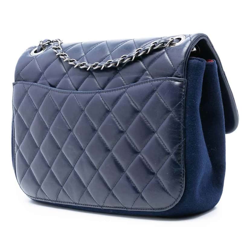 Chanel Paris Salzburg Quilted Glazed Calfskin and Felt Edelweiss Flower CC Flap Blue Leather Good condition - Back View