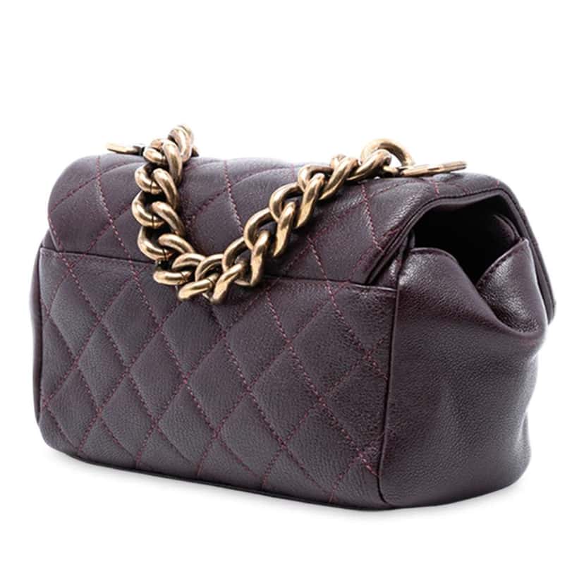 Chanel Mini Quilted Sheepskin Trapezio Flap Red Leather Very good condition - Back View