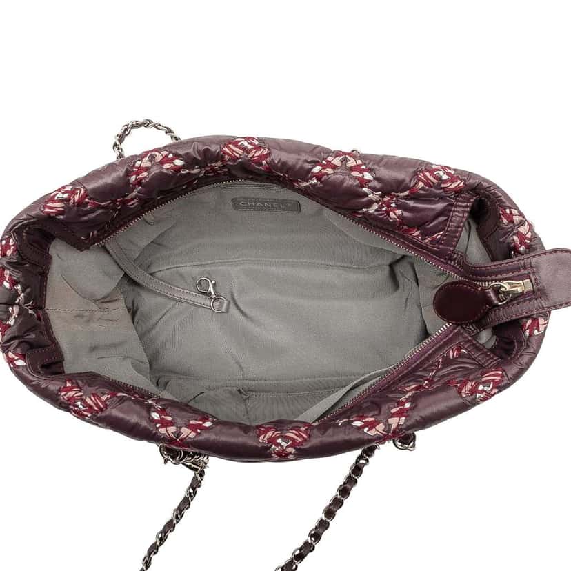 Chanel Paris Byzance Nylon Tweed On Stitch Shoulder Bag Purple Good condition - Model View