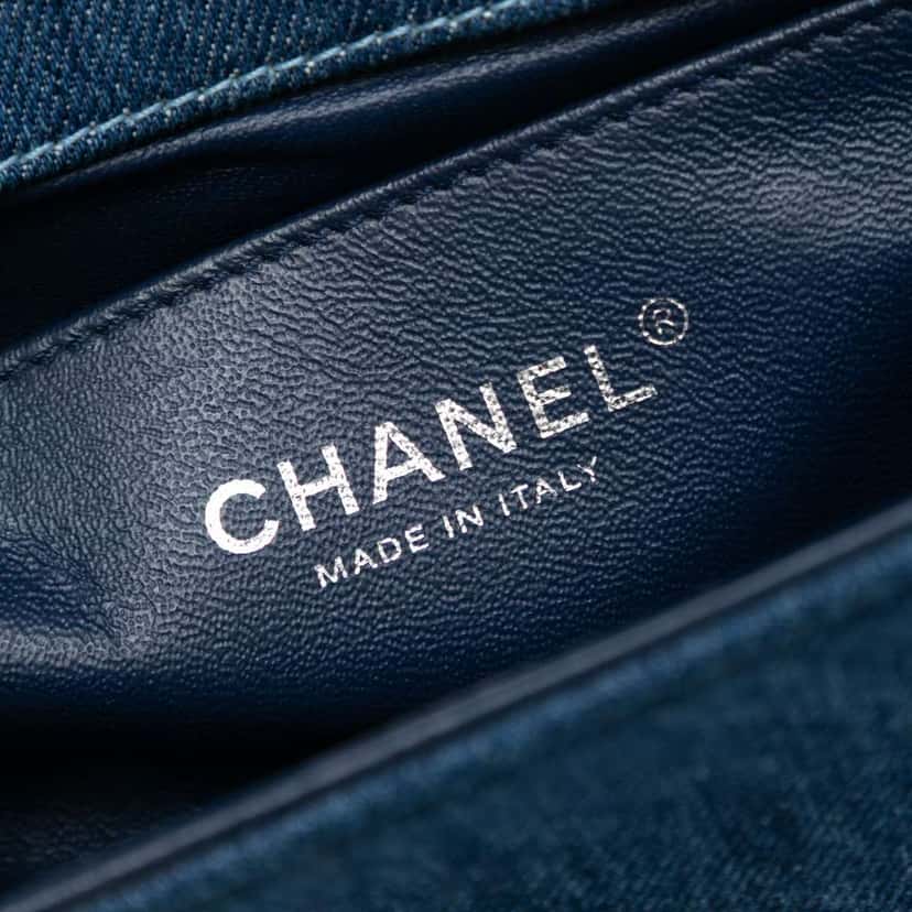 Chanel Small Quilted Denim and Tweed Boy Flap Blue Tweed Good condition - Box View