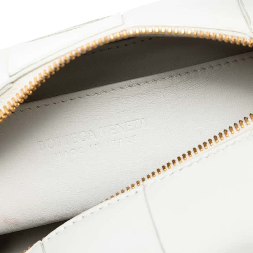 Bottega Veneta Small Lambskin Intrecciato Brick Cassette White Leather Very good condition - Box View