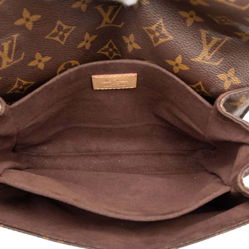 Louis Vuitton Monogram Pochette Metis Brown Good condition - Model View