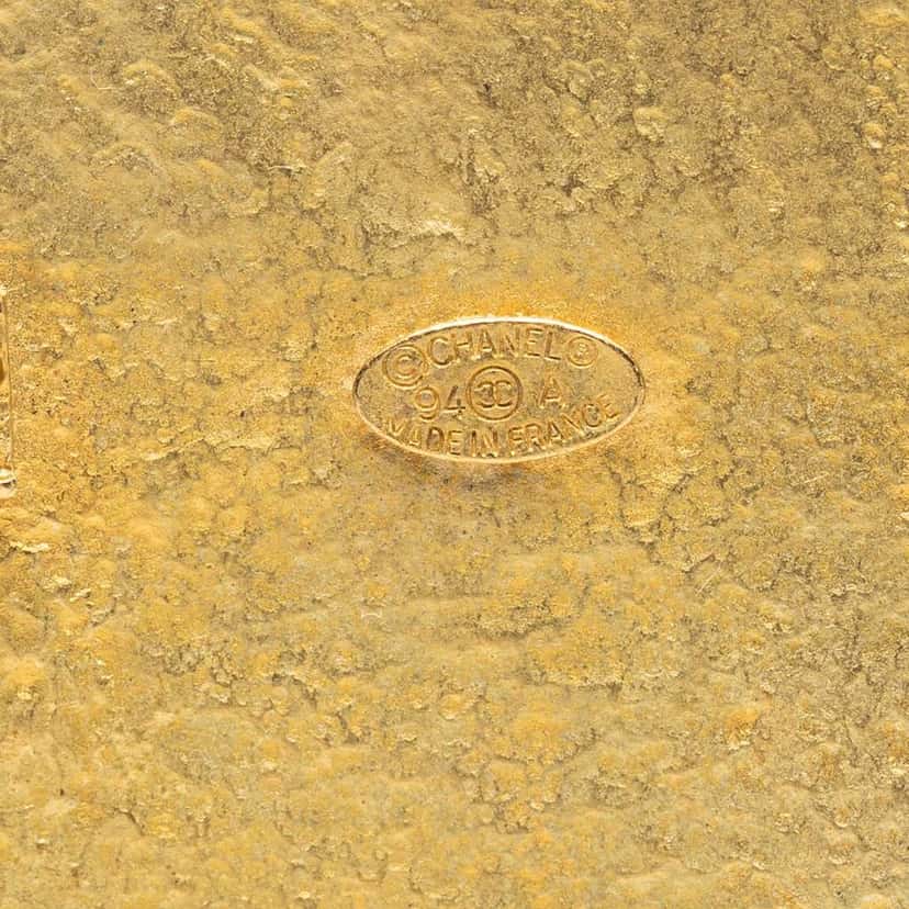 Chanel CC Gold Plated Round Brooch Gold Metal Good condition - Inside View