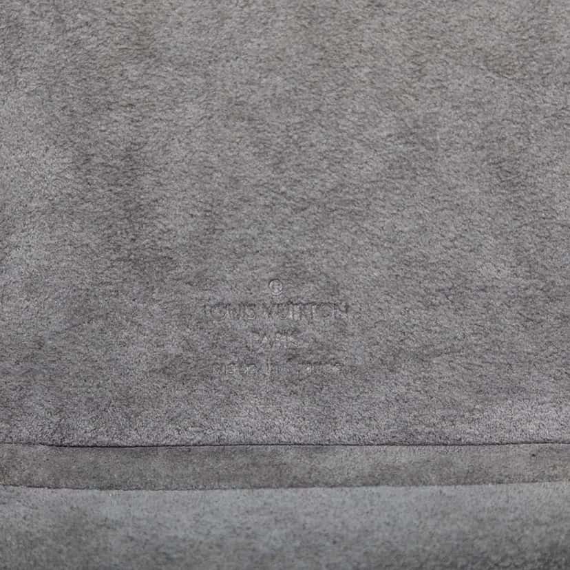 Louis Vuitton Epi Cannes Black Leather Fair condition - Box View