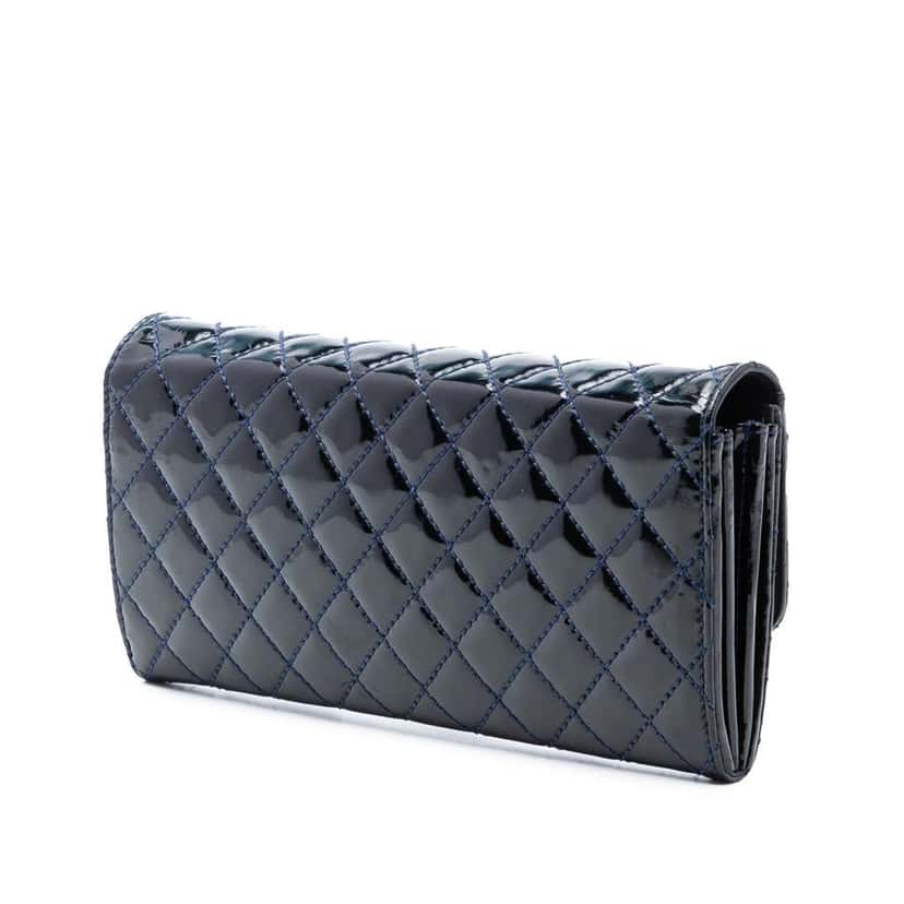 Chanel CC Quilted Patent East West Wallet On Chain Blue Leather Good condition - Back View