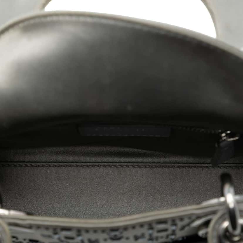 Dior Mini Satin Cannage Strass Crystal Embellished Lady Dior Grey Satin Good condition - Model View