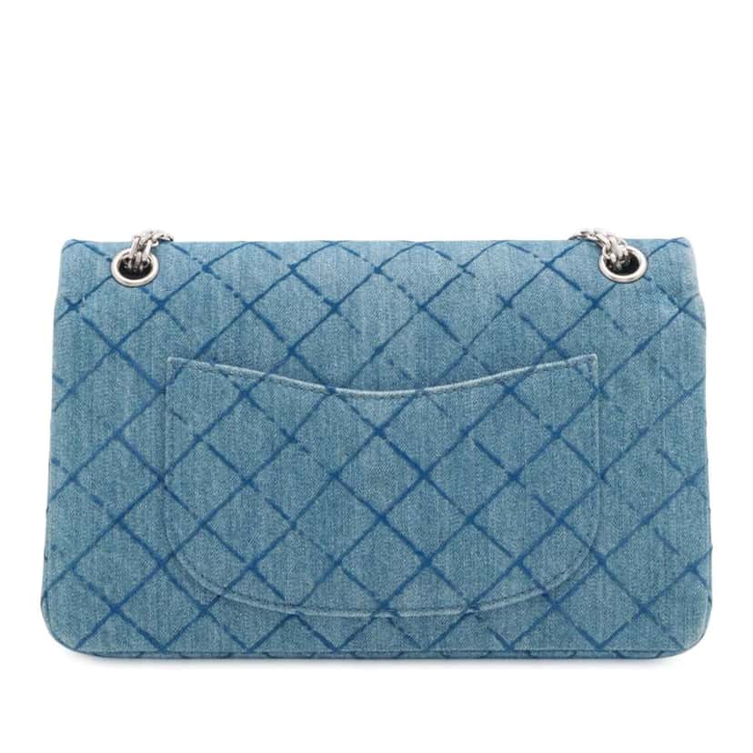 Chanel Reissue 2.55 Quilted Denim Double Flap 226 Blue Denim Good condition - Back View