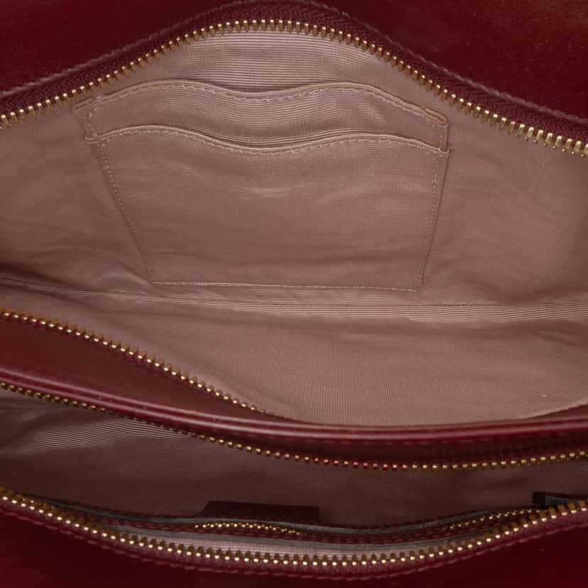 Gucci Large Leather Arli Shoulder Bag Red Leather Good condition - Model View