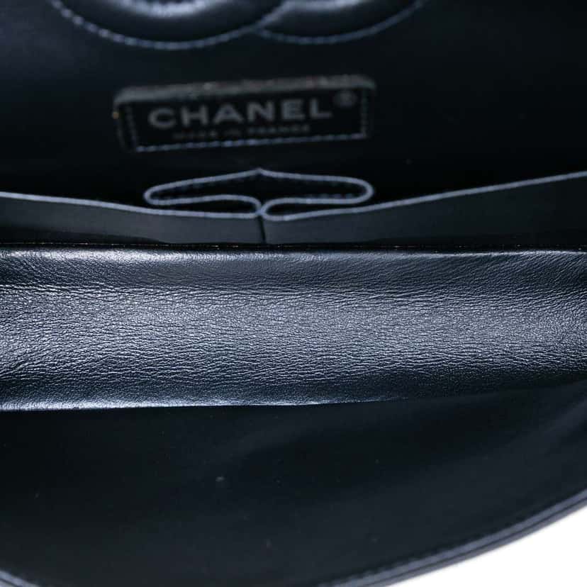 Chanel Medium Classic Lambskin Double Flap Blue Leather Good condition - Model View