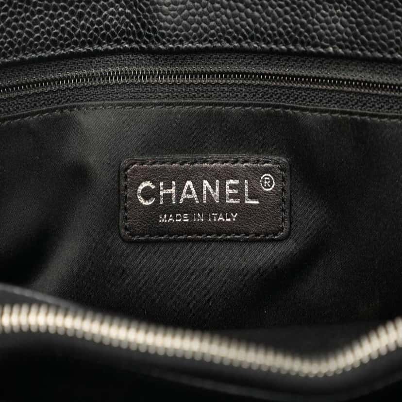 Chanel Caviar Grand Shopping Tote Black Leather Good condition - Box View