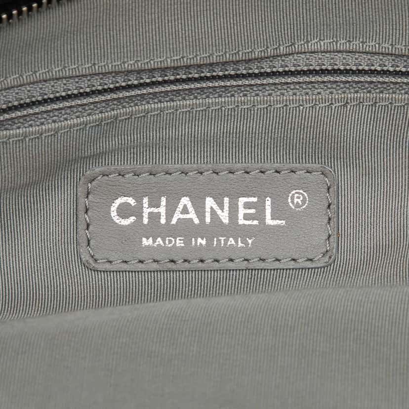 Chanel Paris Byzance Nylon Tweed On Stitch Tote Black Good condition - Box View