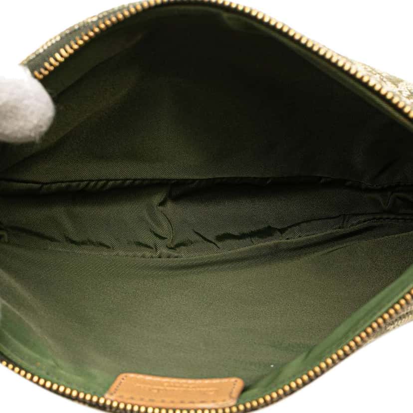 Dior Mini Diorissimo Canvas Saddle Pochette Green Canvas Good condition - Model View