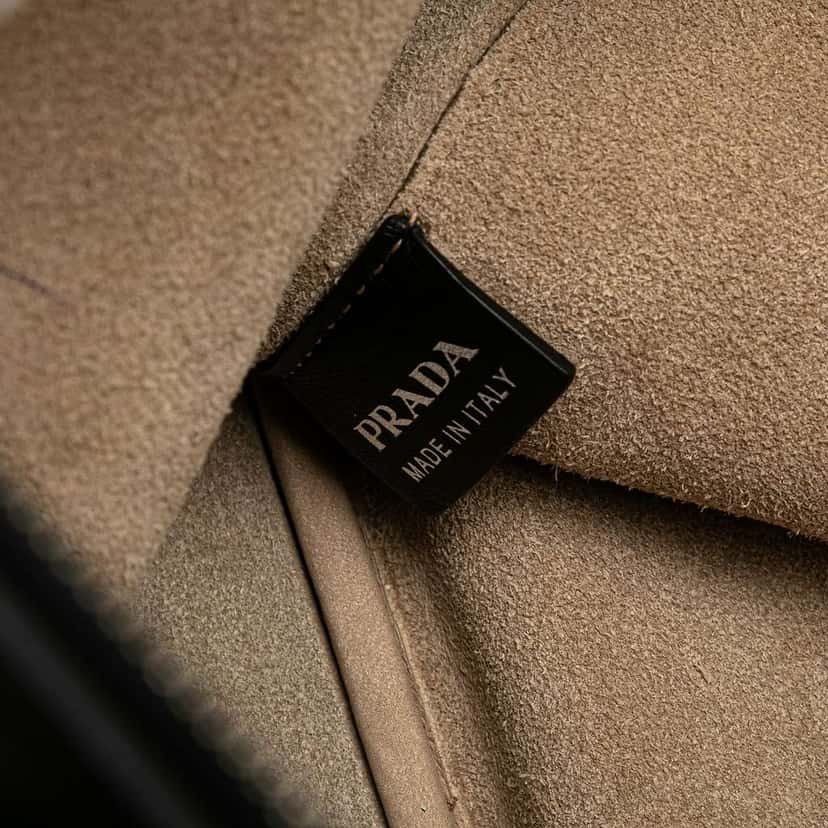 Prada Large City Calf Grommet Galleria Double Zip Tote Black Leather Good condition - Box View