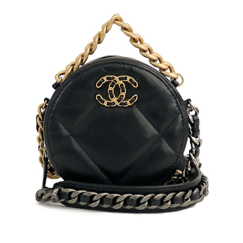 Chanel Quilted Lambskin 19 Round Clutch with Strap Black Leather Good condition - Front View