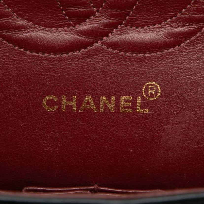 Chanel Medium Classic Lambskin Double Flap Black Leather Good condition - Box View