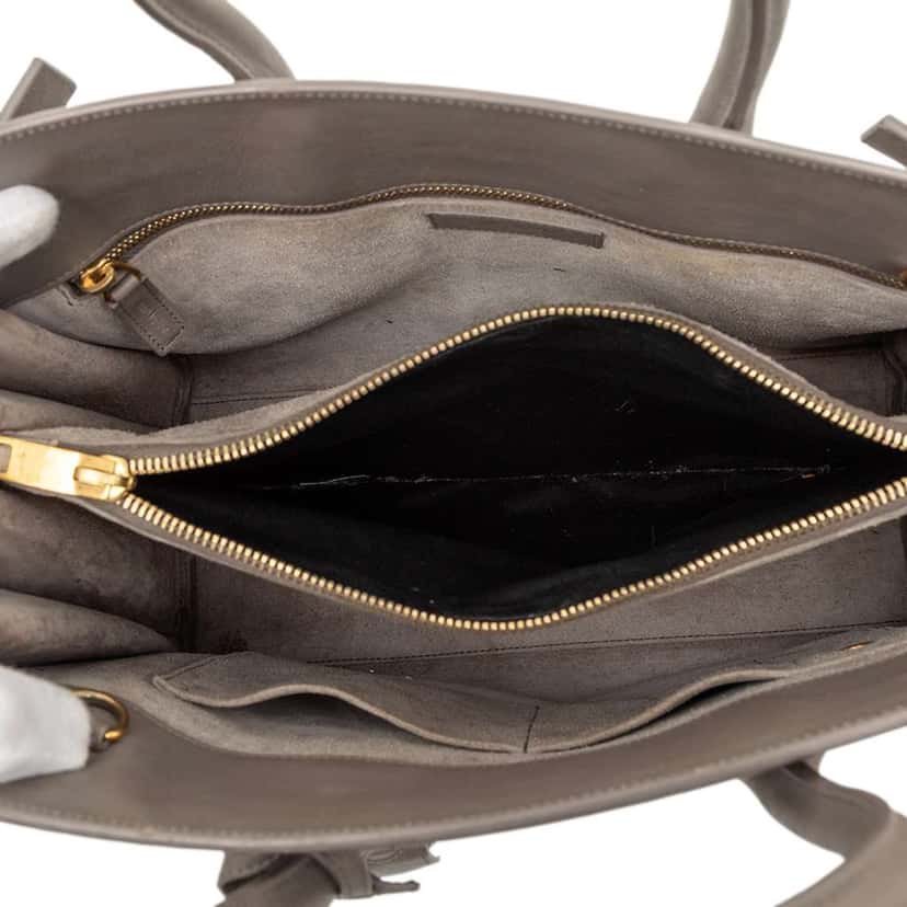 Saint Laurent Small Leather Sac De Jour Satchel Brown Leather Good condition - Model View