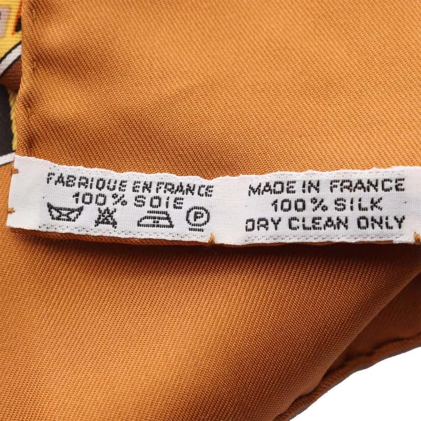 Hermès Au Son Du Tam Tam Silk Scarf 90 Brown Silk Good condition - Back View
