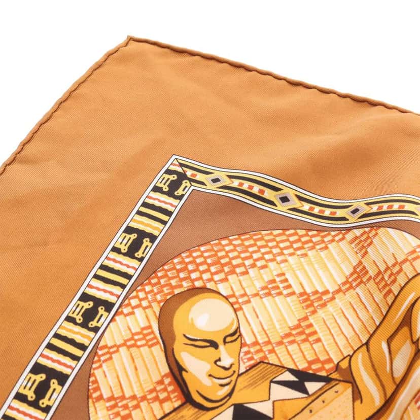 Hermès Au Son Du Tam Tam Silk Scarf 90 Brown Silk Good condition - Model View