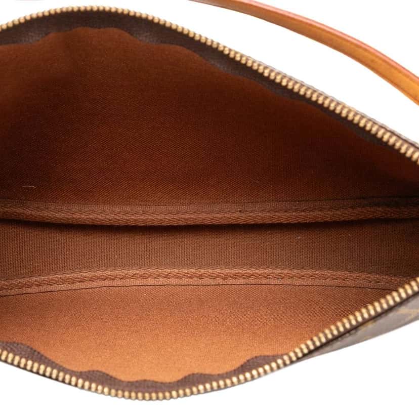 Louis Vuitton Monogram Pochette Accessoires Brown Very good condition - Model View