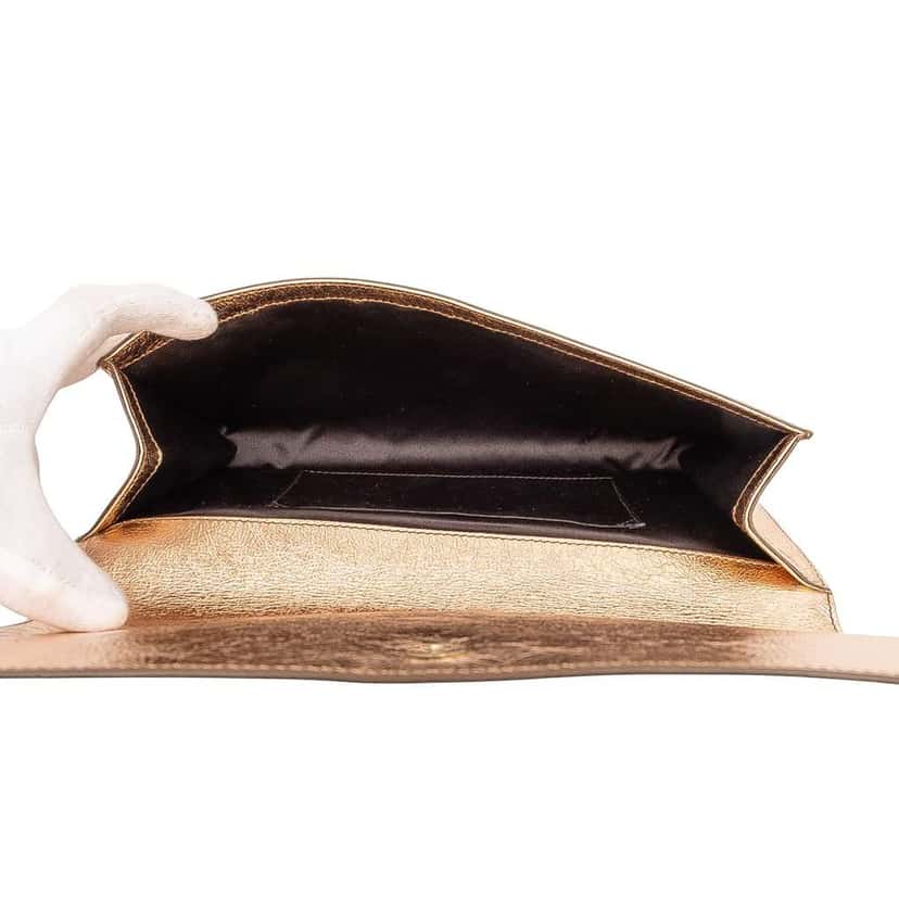 Saint Laurent Large Metallic Calfskin Monogram Belle De Jour Clutch Gold Leather Good condition - Model View
