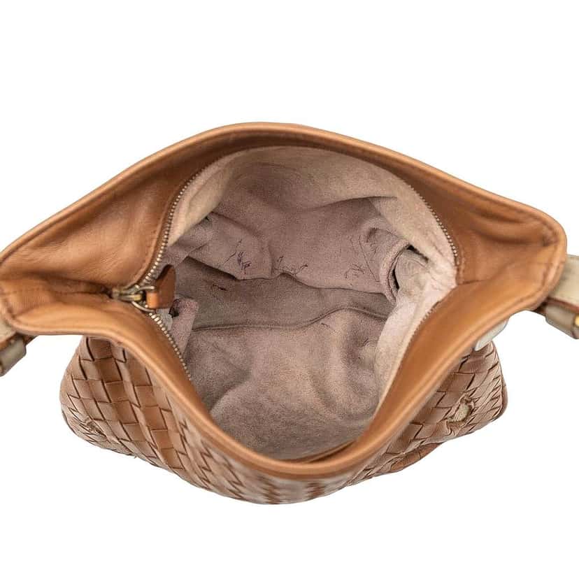Bottega Veneta Nappa Intrecciato Cutwork Crossbody Brown Leather Very good condition - Model View