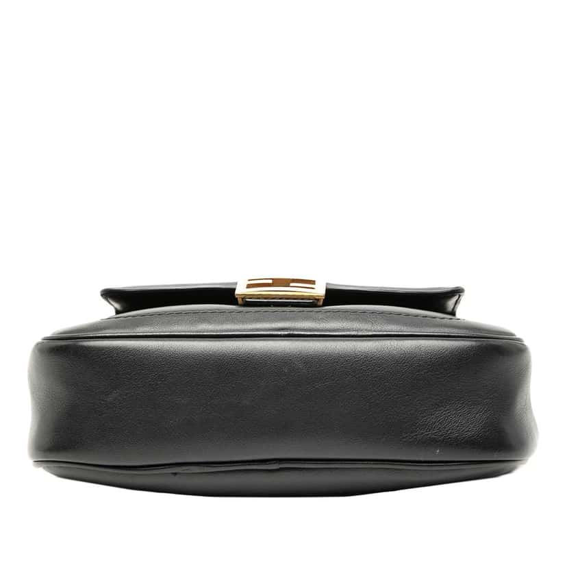 Fendi Leather Easy 2 Baguette Crossbody Black Leather Very good condition - Inside View