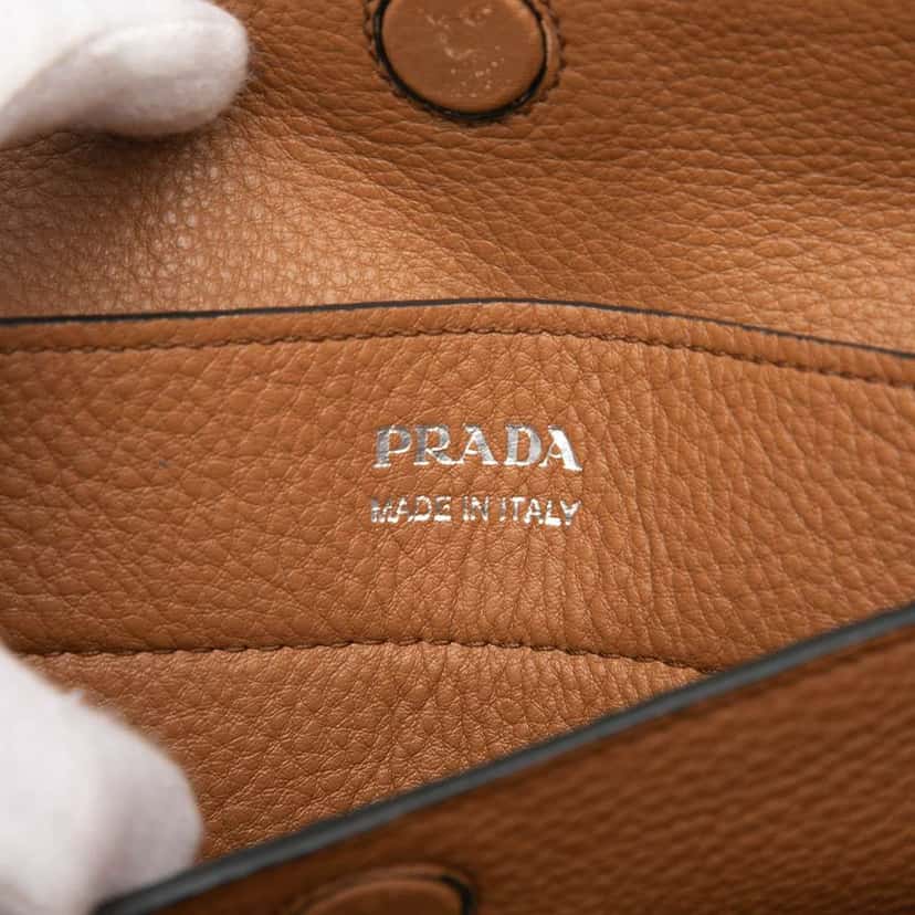 Prada Vitello Daino Double Handle Tote Green Leather Good condition - Box View