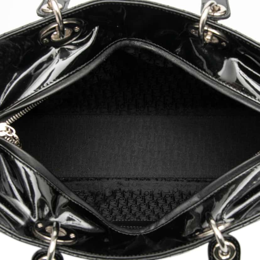 Dior Large Patent Cannage Lady Dior Black Leather Very good condition - Model View