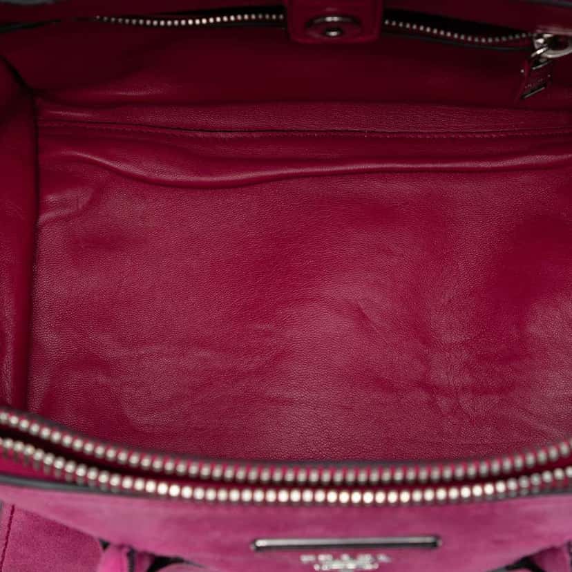 Prada Small Scamosciato Twin Pocket Satchel Pink Leather Very good condition - Model View