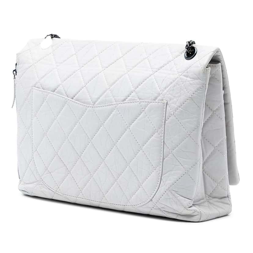 Chanel Maxi Quilted Aged Calfskin Reissue 2.55 Single Flap White Leather Good condition - Back View