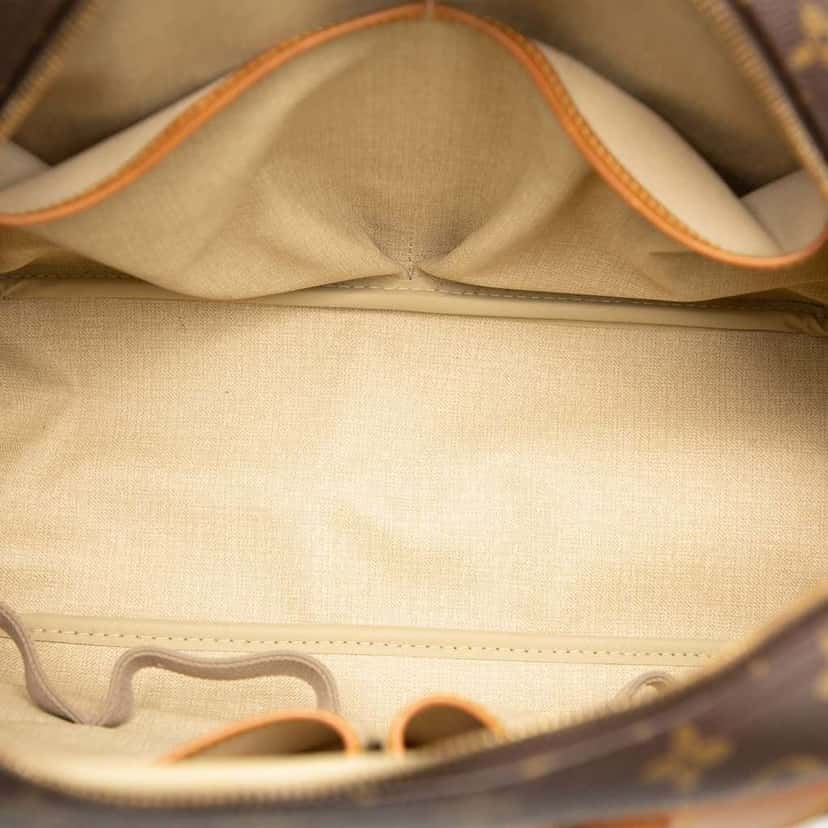 Louis Vuitton Monogram Deauville Brown Good condition - Model View