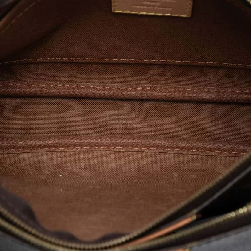 Louis Vuitton Monogram Multi Pochette Accessoires Brown Very good condition - Model View