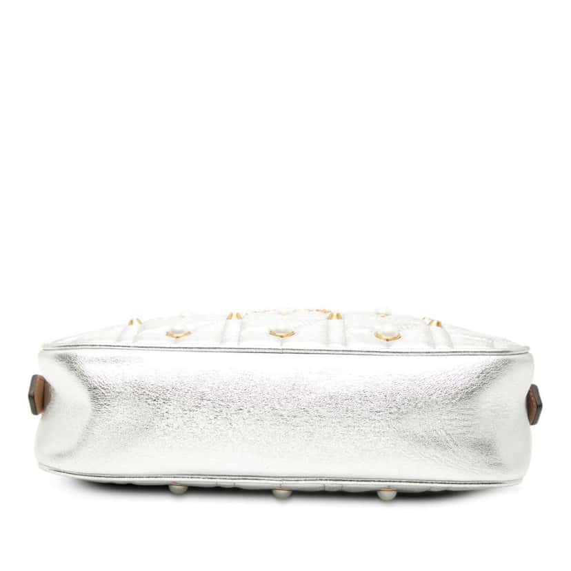 Gucci Small GG Marmont Pearl Studded Matelasse Leather Aria Crossbody Silver Leather Very good condition - Inside View